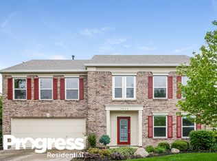 5924 N Rockingham Ln, McCordsville, IN 46055