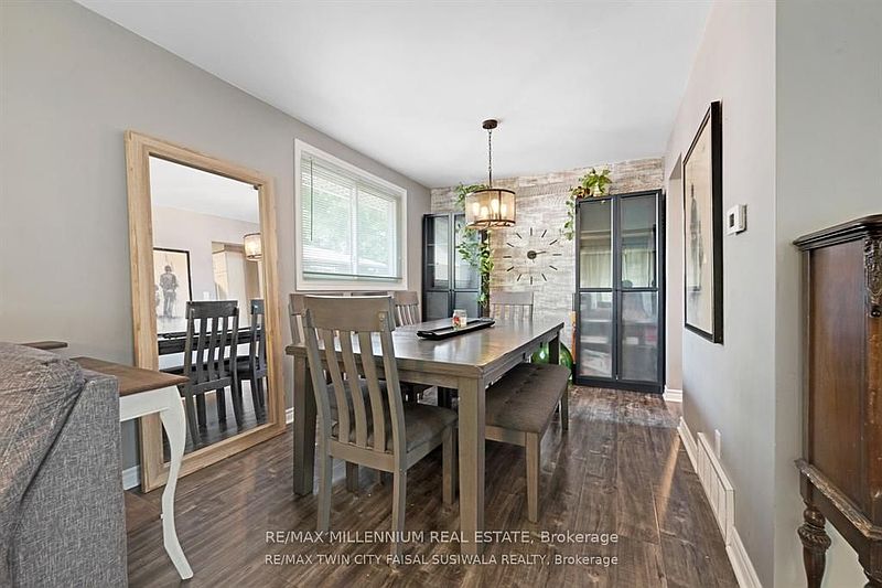 Kitchener House for rent - 4 Bedrooms — photo 6