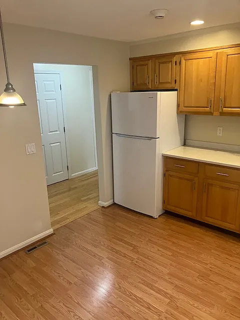 3 bed, 2.5 bath, 1500 sqft, $4,200 — Photo 4