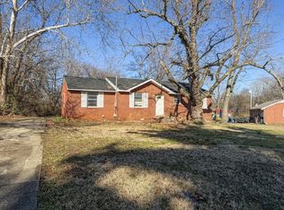 806 Brookfield Dr, Murfreesboro, TN 37130