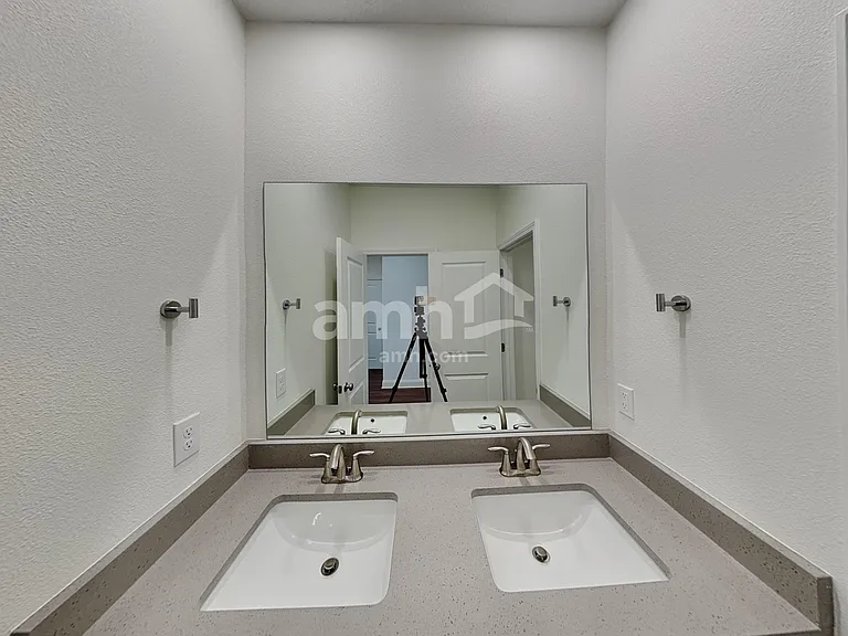 253 Onate Cir — Photo 10