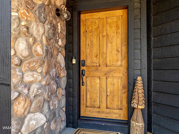 4th image of 1596 High Country Dr
