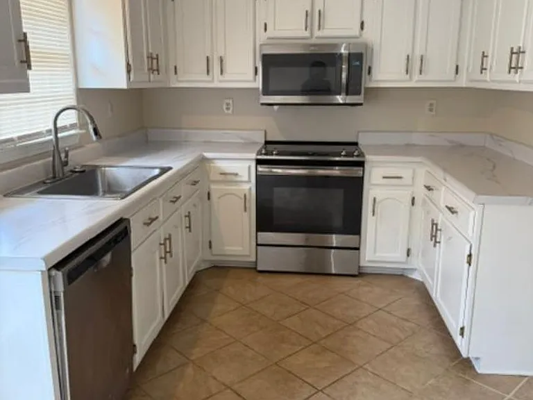 7371 Bayou Bend Cv — Photo 2