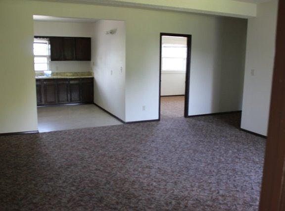 2nd image of 102 Cedar Dr #17