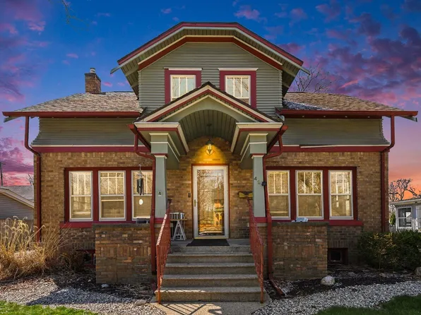 421 E Clinton St, Howell, MI 48843