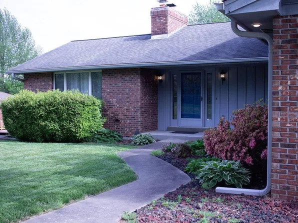 1015 Westbrook Ln, Jackson, MO 63755