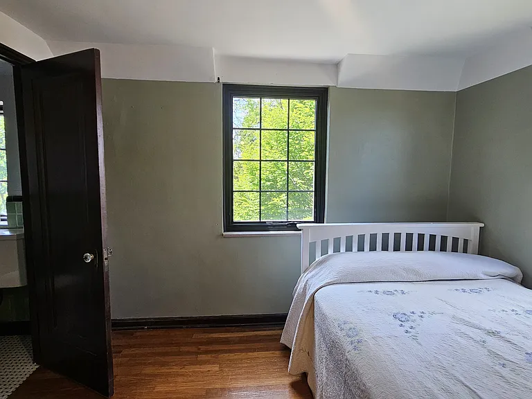 2921 Knowlson Ave — Photo 10