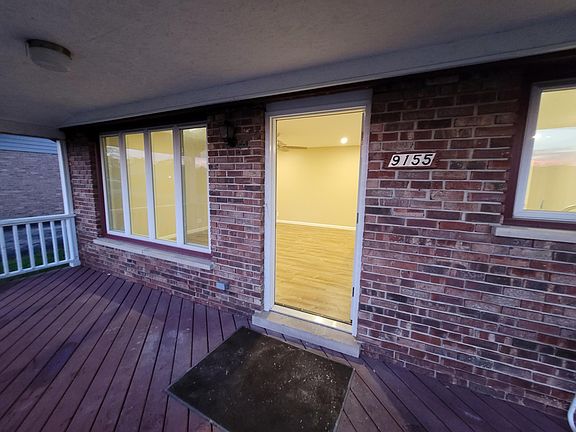Front Entry. Large covered front porch