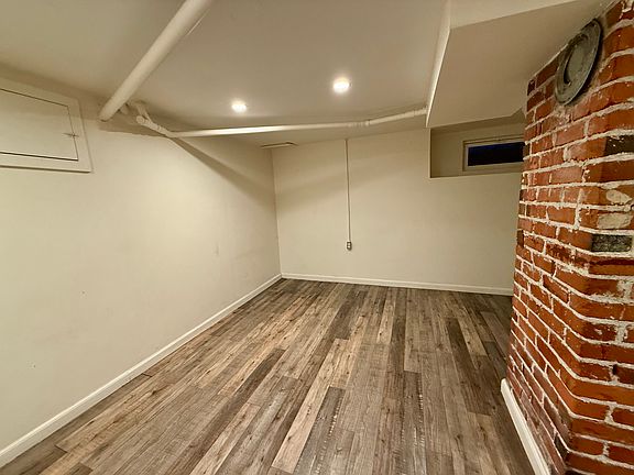 5th image of 817 Cross St