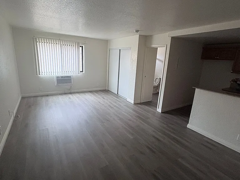 Tujunga Pines — Photo 10