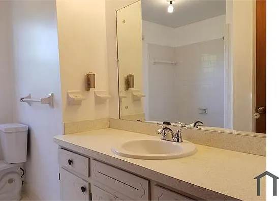 6031 Danbury Ct — Photo 6