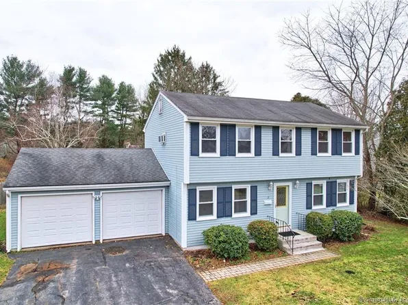 7 Blue Bell Lane, Middletown, CT 06457