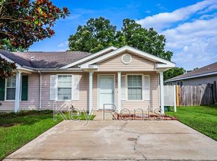 8033 Stonebrook Dr, Pensacola, FL 32514
