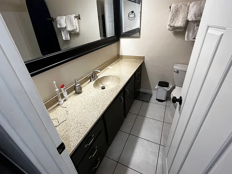6823 S Heather Way — Photo 3