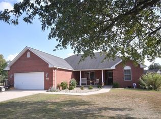 2880 Whitney Way, Seymour, IN 47274