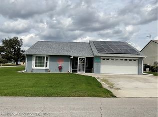 360 Grove Cir, Avon Park, FL 33825