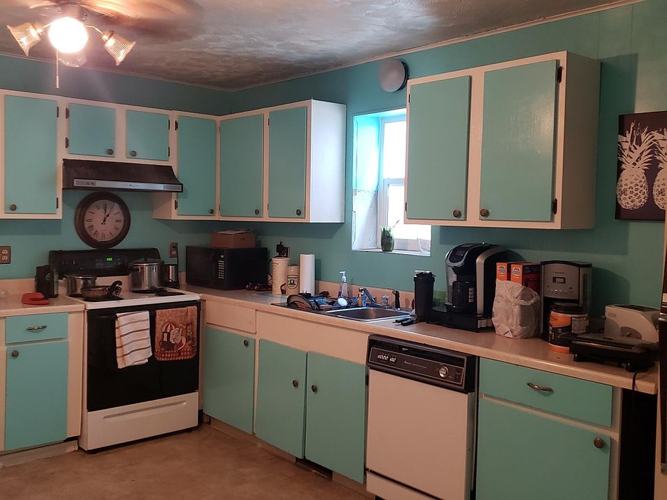 2nd image of 1268 N Kalamath St