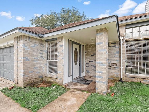 4th image of 7411 Epsom Downs Dr