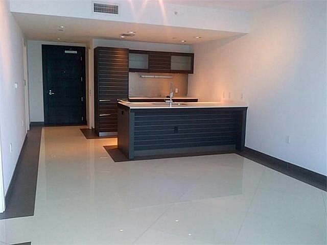1st image of 200 Biscayne Blvd #3611