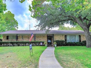 503 Melody Ln, Gainesville, TX 76240