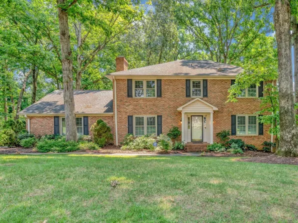 221 Briar Creek Rd, Greer, SC 29650