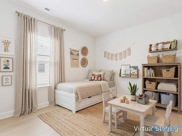 22567 Donahue Dr — Photo 35