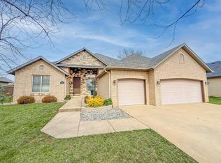 925 E Weldon Drive, Nixa, MO 65714
