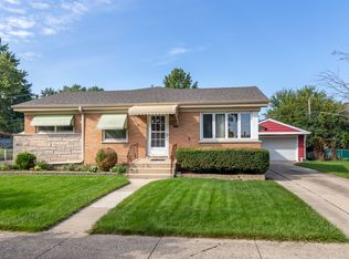 7350 Beckwith Rd, Morton Grove, IL 60053
