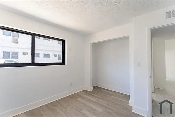 1515 NW North River Dr #5 — Photo 12