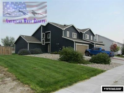 1240 Meadow Ln, Douglas, WY, 82633