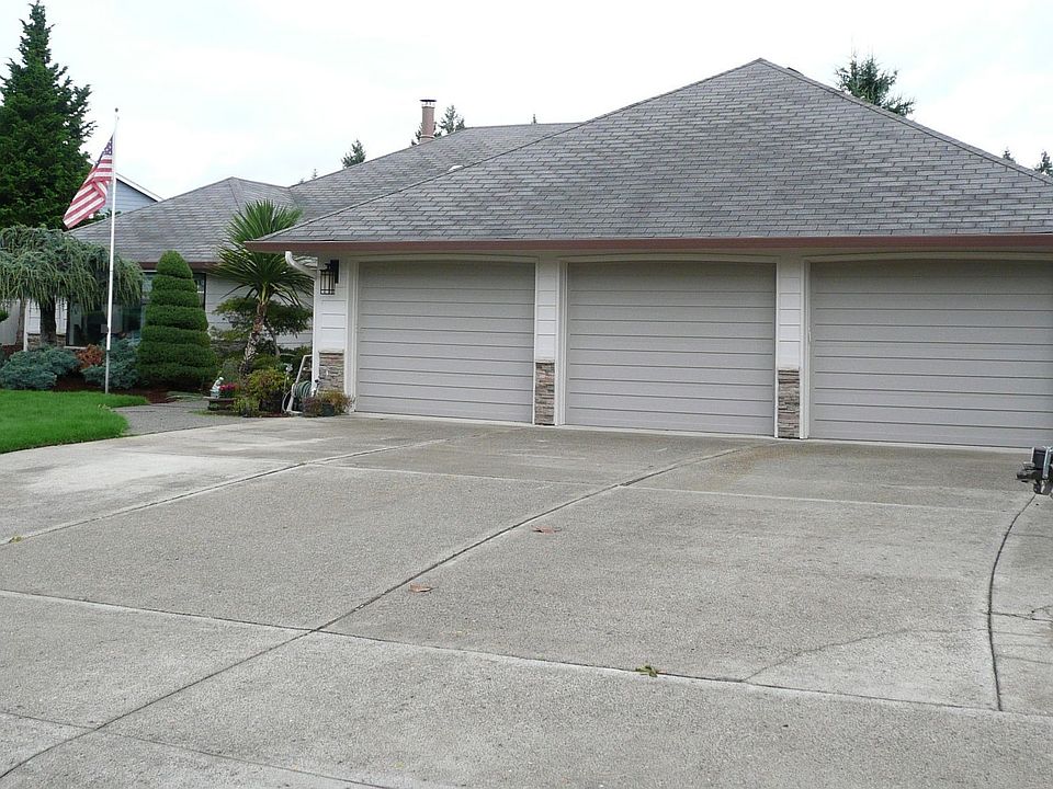 2nd image of 12103 NW 11th Ave