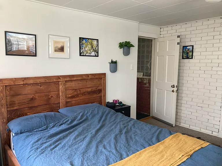 443 S Douglas St — Photo 9