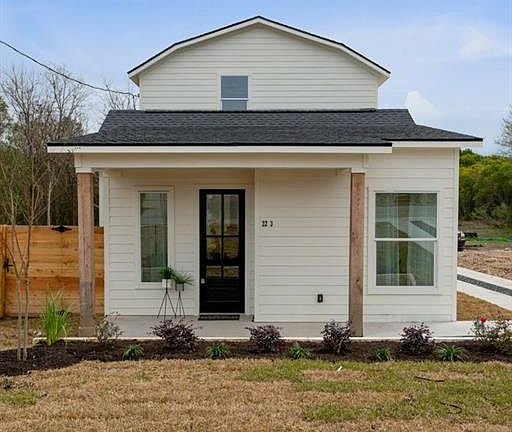2nd image of 2223 Thrasher Ln