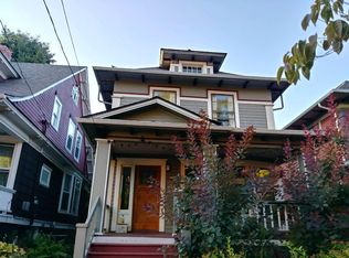 2243 NE Couch St, Portland, OR 97232