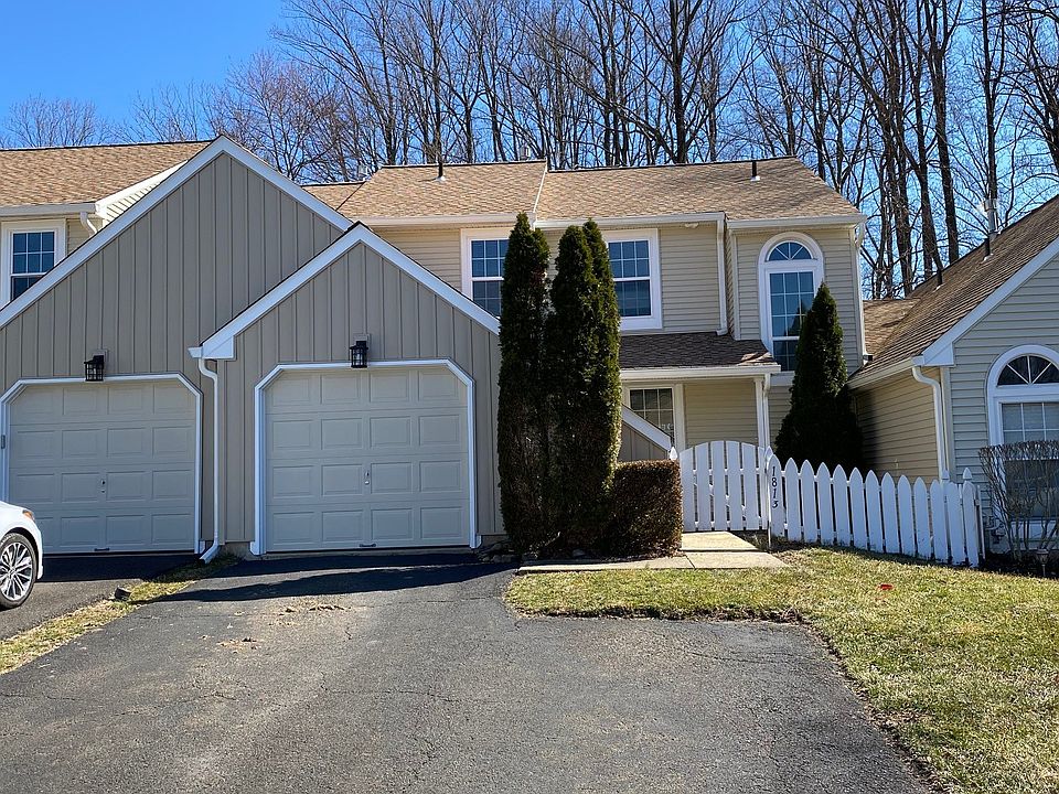 1st image of 1813 Morris Cir