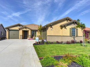 1398 Sundance Dr, Plumas Lake, CA 95961