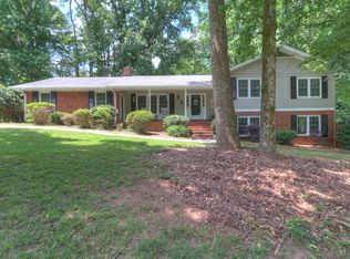 2211 Chaparral Dr, Snellville, GA