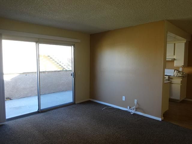 1st image of 876 E Main St