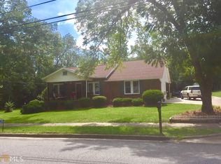 435 Warthen St, Sandersville, GA 31082