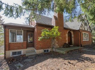 3466 Honeysuckle Rd, Bethlehem, PA 18015