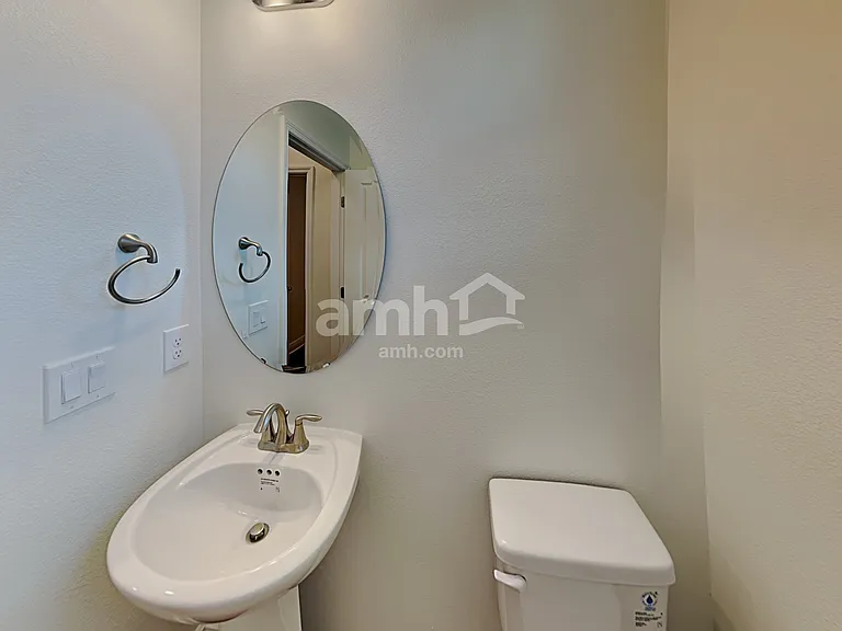 1179 Sky Lakes Dr — Photo 13