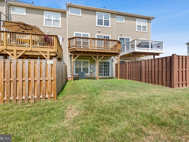 9147 Ribbon Falls Loop — Photo 41