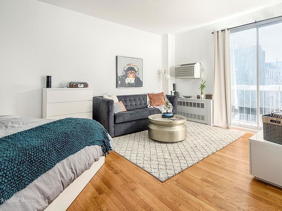 1st image of 184 Thompson St APT 3V