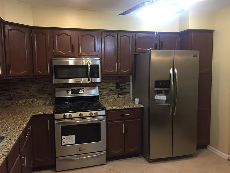 2503 Deerfield Dr — Photo 21