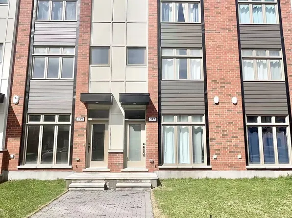 917 Moses Tennisco St, Ottawa, ON K1K 5A8