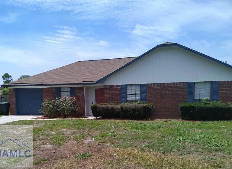 905 King Air Ct — Photo 1