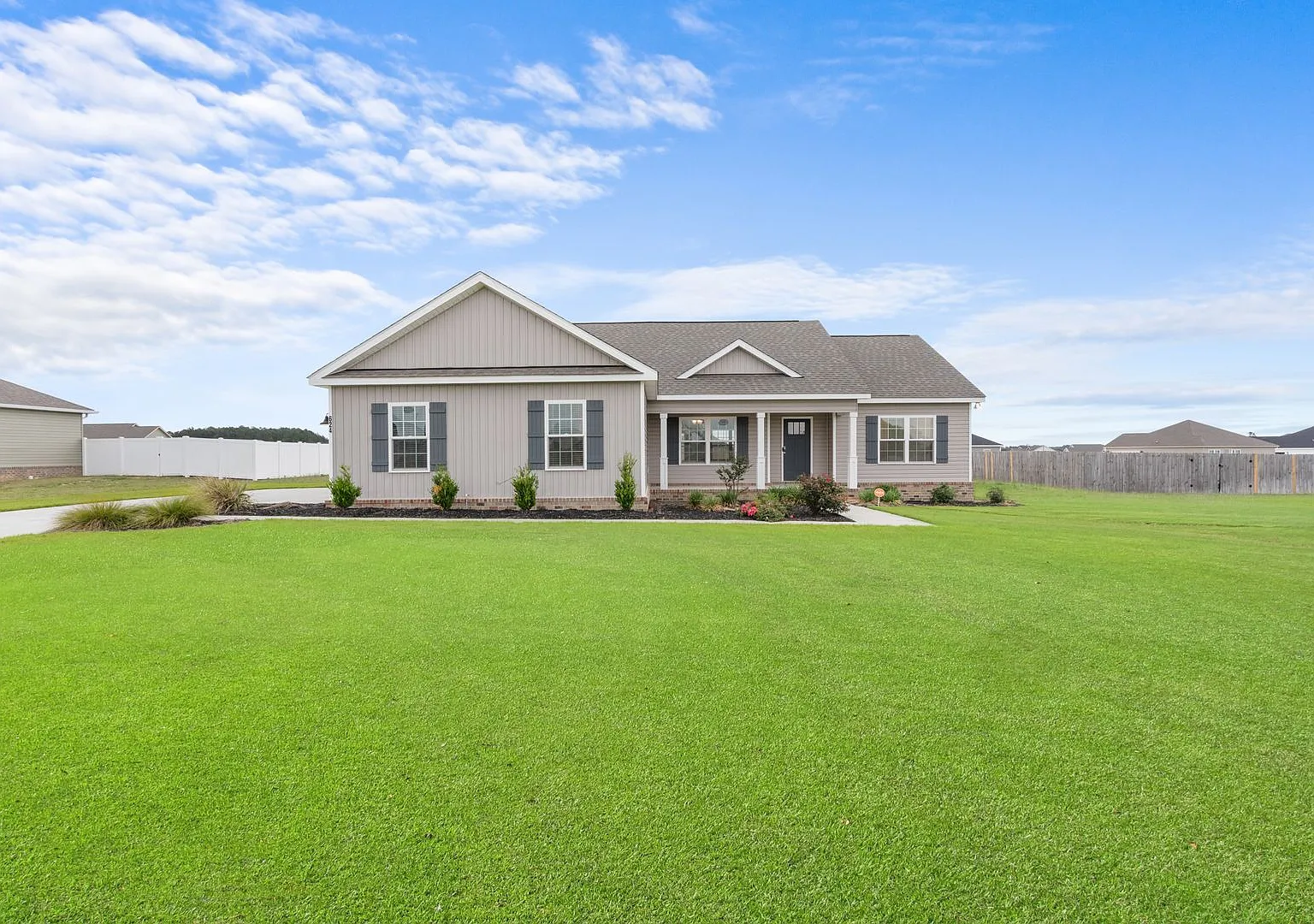 624 Fescue Drive - Available Now! — Photo 1