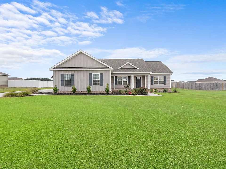 624 Fescue Dr