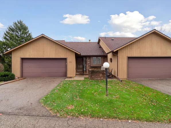 1720 Willow Creek Dr, Lansing, MI 48917