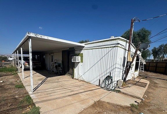 4th image of 2271 Riverview Court